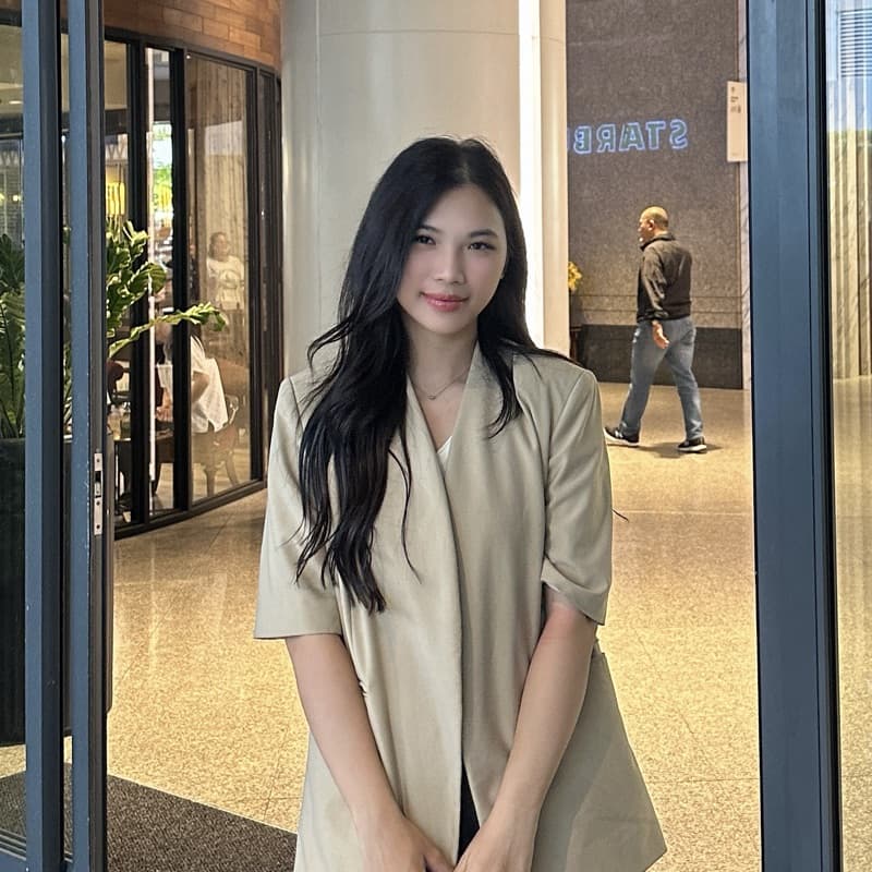 Portrait of Haley Tran, Head of APAC at DataX Power